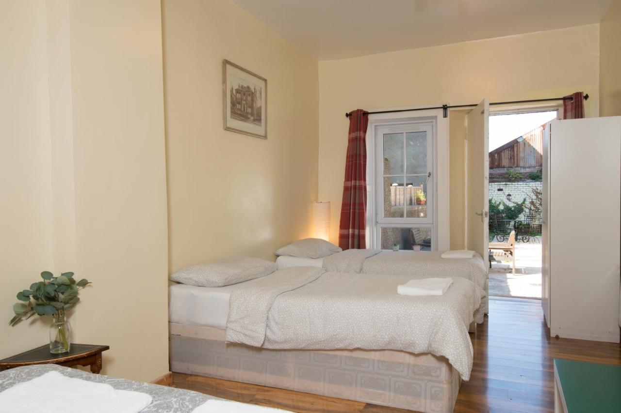 7 Bedroom Townhouse Edinburgh Dış mekan fotoğraf