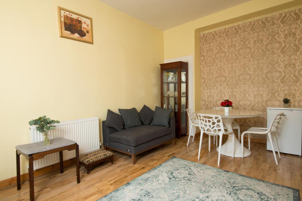7 Bedroom Townhouse Edinburgh Dış mekan fotoğraf